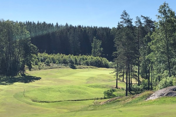 Hål 2 spelas som par 5